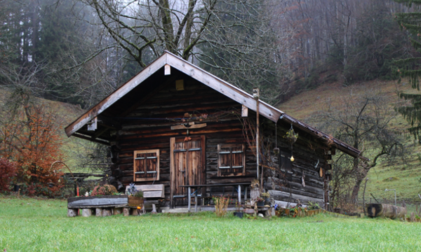 Schutzhütte in den Bergen