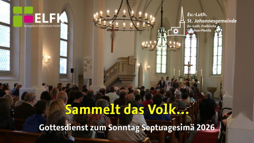 Bild von hinten in vollbesetzte Kirche